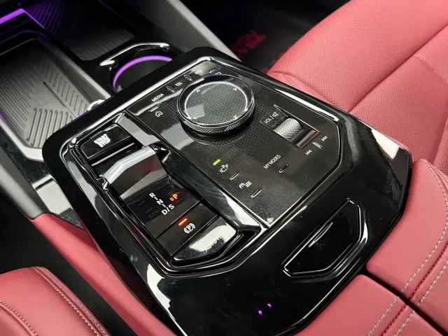 BMW 5 Series — Фото автомобиля 15