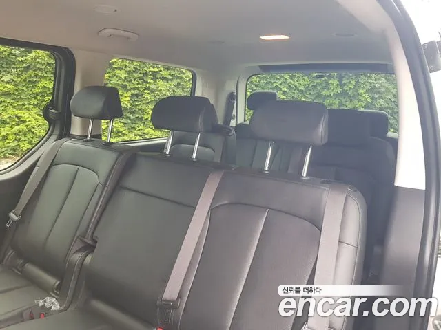 Hyundai Staria Staria Tourer 11 мест — Фото автомобиля 10