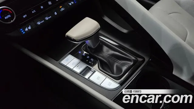 Hyundai Avante CN7 — Фото автомобиля 12