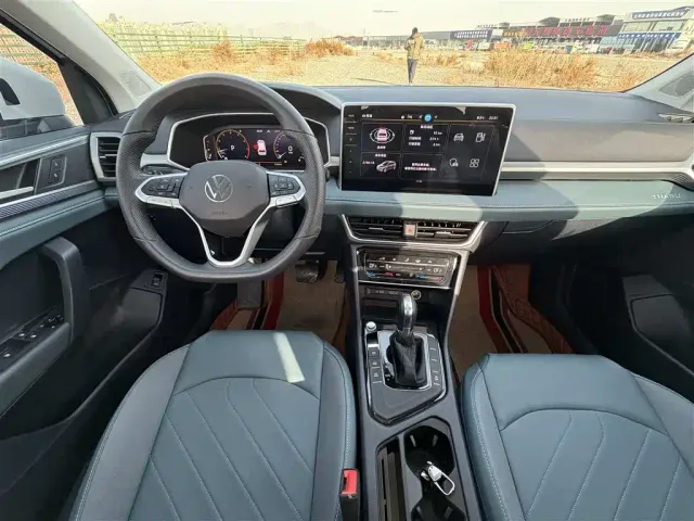 Volkswagen Tharu — Фото автомобиля 9