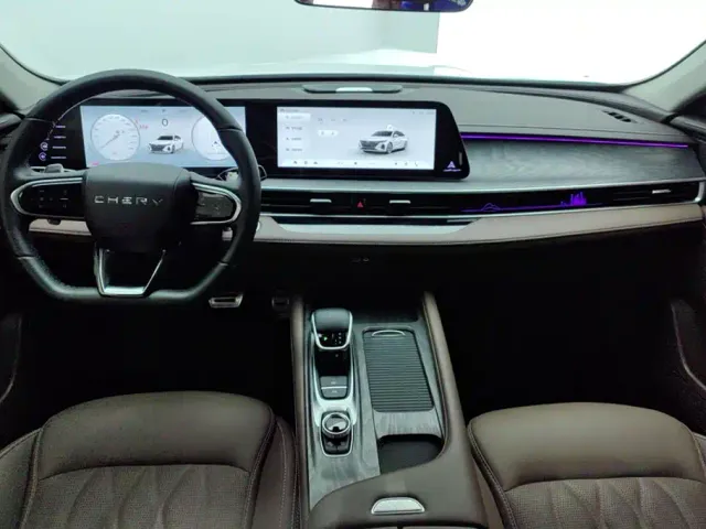Chery Arrizo 8 — Фото автомобиля 12