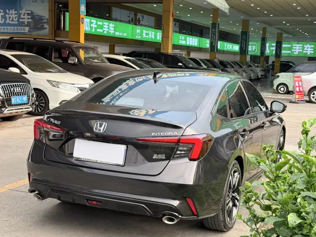 Honda Integra — Фото автомобиля 11