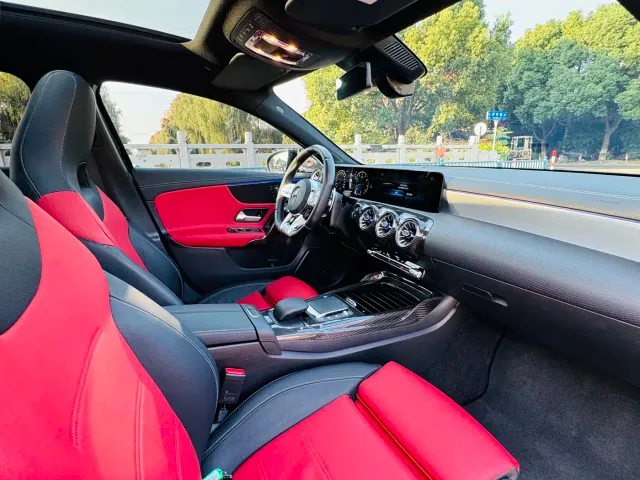 Mercedes-Benz A-Class AMG — Фото автомобиля 9