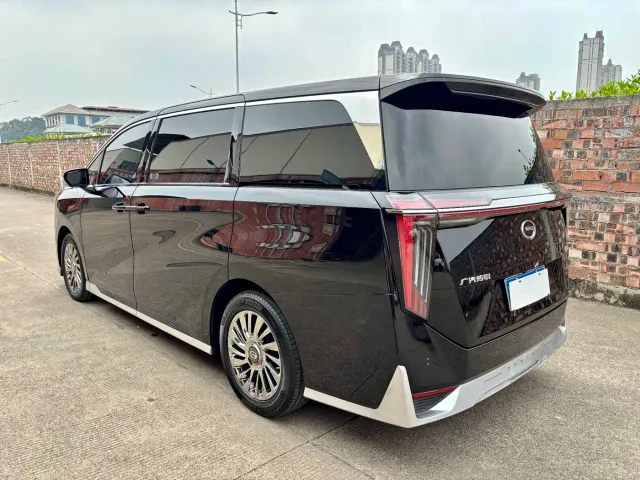 GAC Trumpchi M8 — Фото автомобиля 6