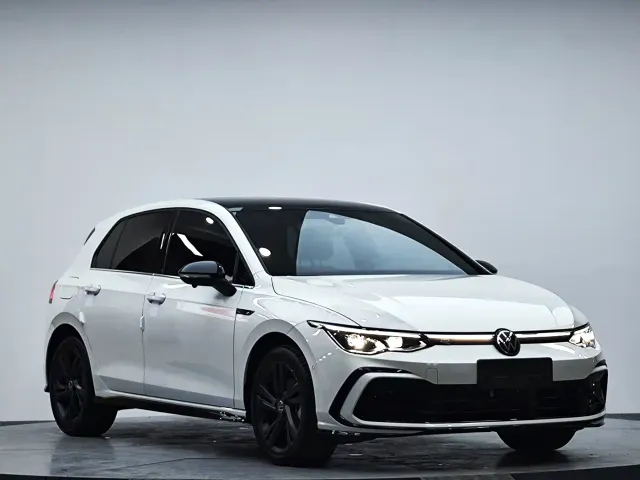 Volkswagen Golf — Фото автомобиля 4