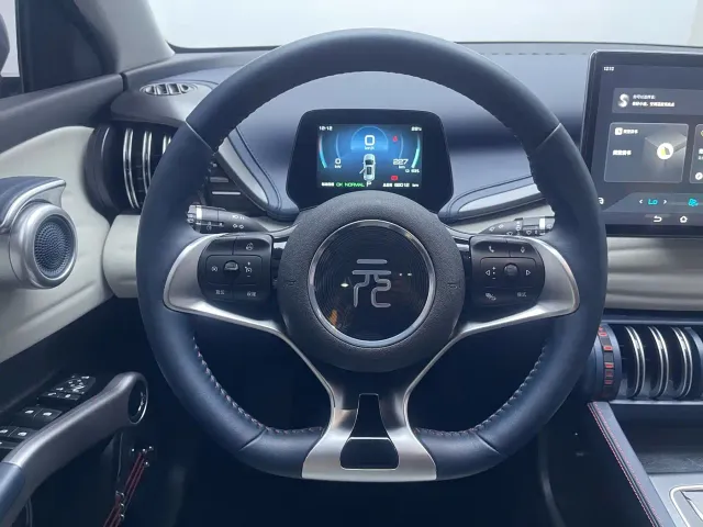 BYD Yuan PLUS — Фото автомобиля 18