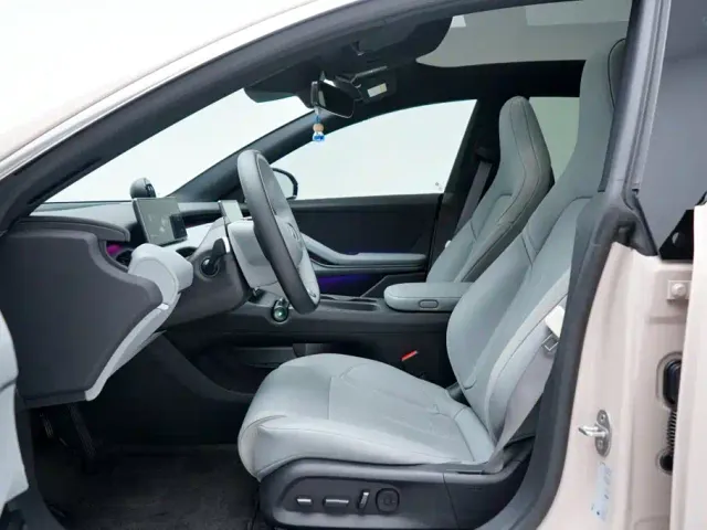 Nio ET5 Touring — Фото автомобиля 5