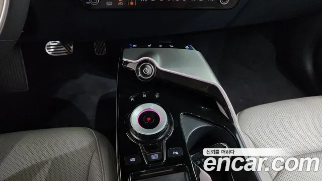 Kia EV6 — Фото автомобиля 9
