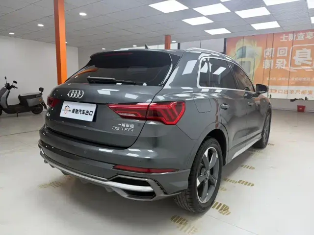 Audi Q3 — Фото автомобиля 4