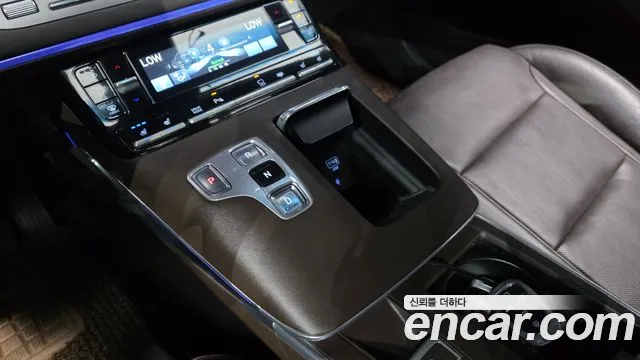 Hyundai Grandeur Grandeur (New) — Фото автомобиля 12