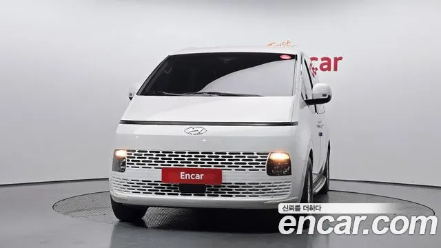 Hyundai Staria Staria 2WD автодом — Фото автомобиля 3
