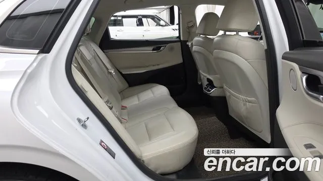 Hyundai Grandeur — Фото автомобиля 26