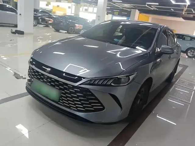 Фотография автомобиля — BYD Qin PLUS