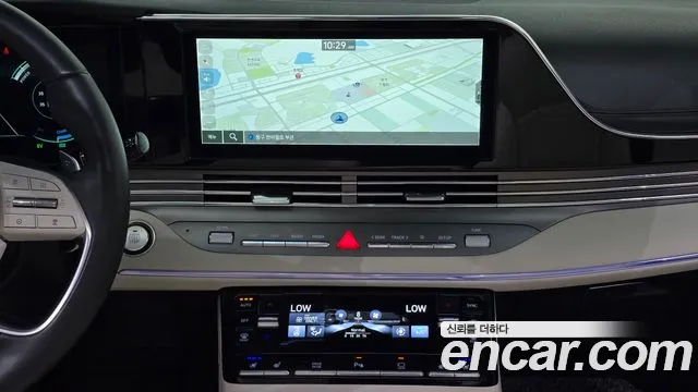Hyundai Grandeur (New) Hybrid — Фото автомобиля 18