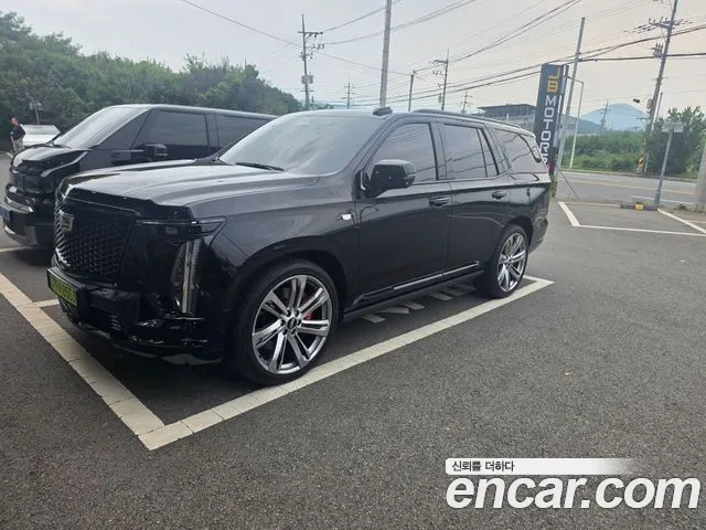 Cadillac Escalade — Фото автомобиля 9
