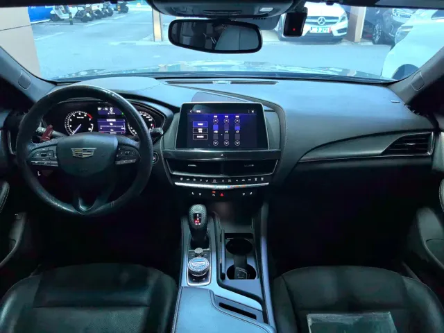 Cadillac CT5 — Фото автомобиля 5
