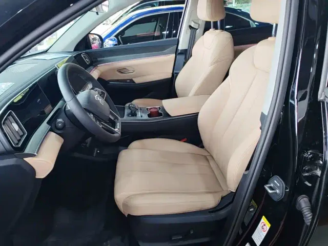 BYD Song Pro — Фото автомобиля 14