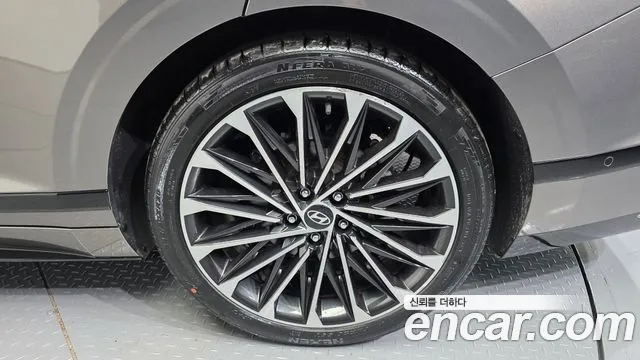 Hyundai Grandeur GN7 — Фото автомобиля 5