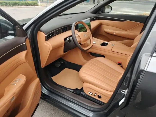Dongfeng Aeolus L8 — Фото автомобиля 15