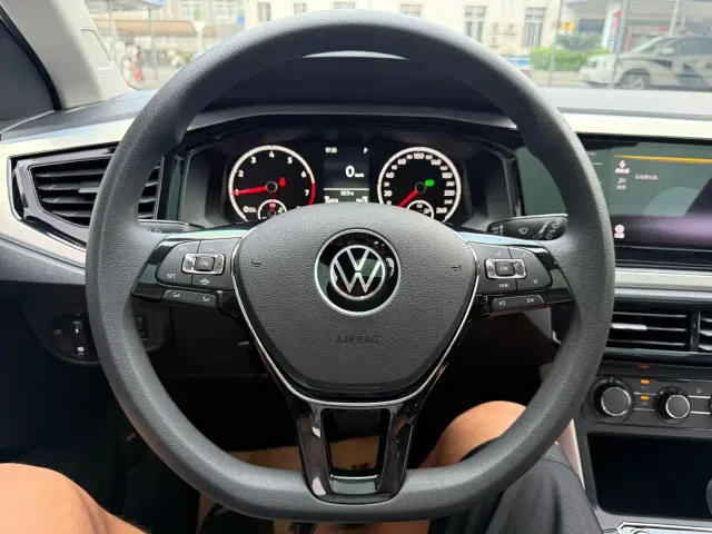 Volkswagen Polo 2021 Plus 1.5L Automatic Colorful Tech Edition — Фото автомобиля 12