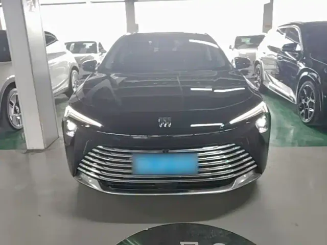 Buick LaCrosse — Фото автомобиля 2
