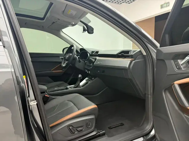 Audi Q3 — Фото автомобиля 23