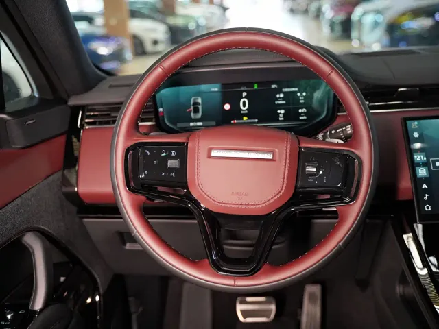 Land Rover Range Rover Sport — Фото автомобиля 11