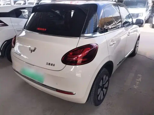 Wuling Bingo — Фото автомобиля 6