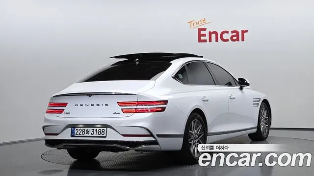 Genesis G80 RG3 — Фото автомобиля 2