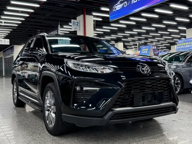 Toyota Wildlander — Фото автомобиля 3