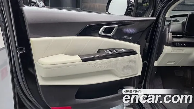 Kia Canival Carnival 4 поколение Бензин 7 мест Signature — Фото автомобиля 24