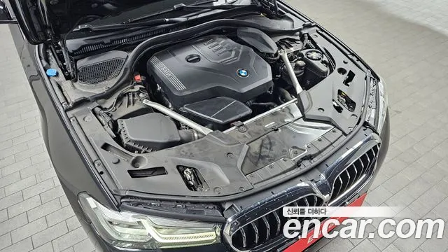 BMW 5 Series G30 — Фото автомобиля 6