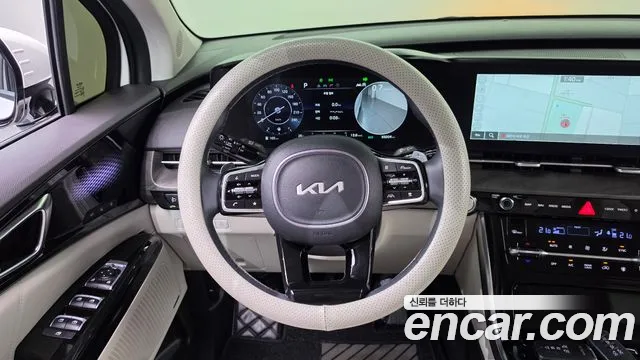 Kia Carnival Generation 4 — Фото автомобиля 13