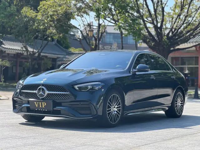 Mercedes-Benz C-Class — Фото автомобиля 2
