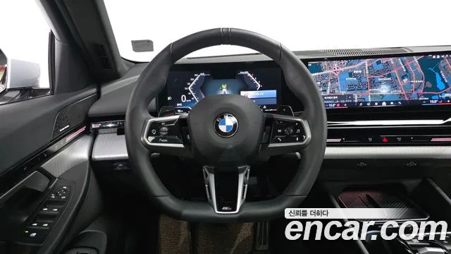 BMW 5 Series G60 — Фото автомобиля 13