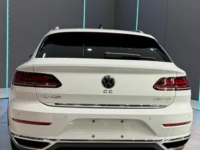 Volkswagen CC — Фото автомобиля 7