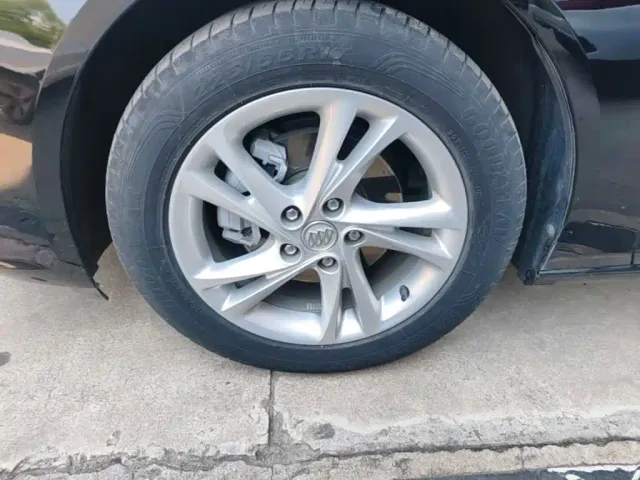 Buick Regal — Фото автомобиля 22
