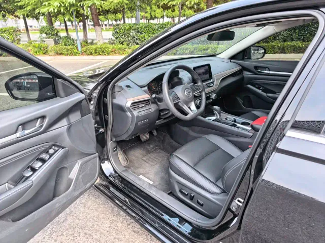 Nissan Teana — Фото автомобиля 9