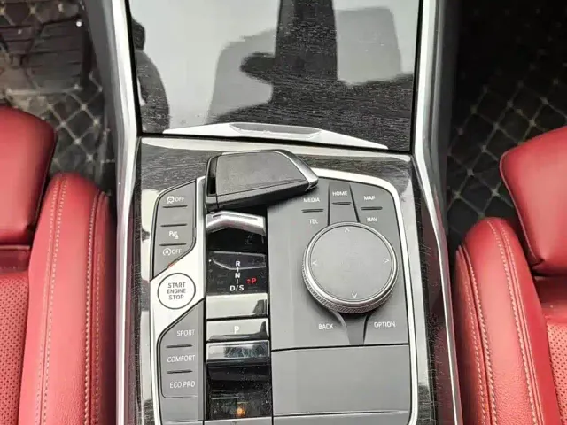 BMW 3 Series — Фото автомобиля 9