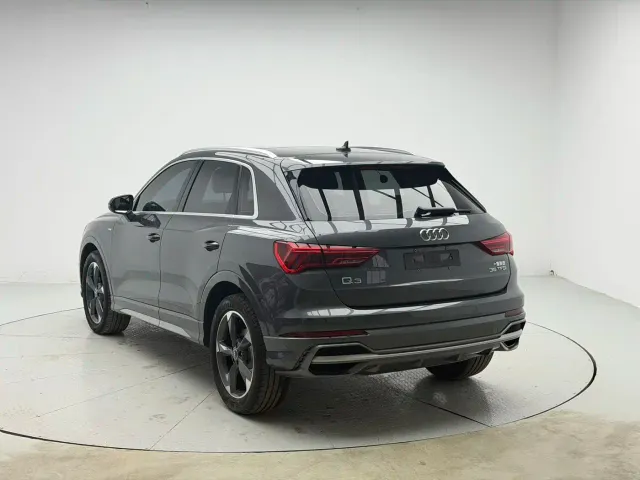 Audi Q3 — Фото автомобиля 4
