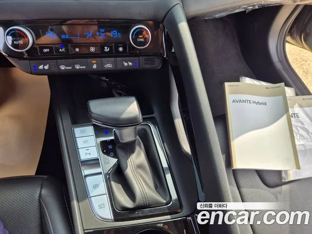 Hyundai Avante CN7 — Фото автомобиля 19