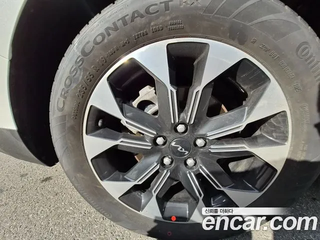 Kia Canival — Фото автомобиля 16