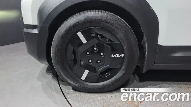 Kia PV5 — Фото автомобиля 5