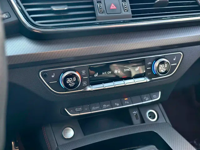 Audi Q5L — Фото автомобиля 25