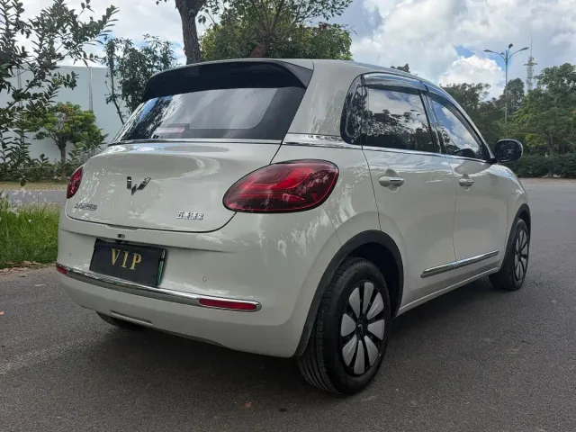 Wuling Bingo — Фото автомобиля 6