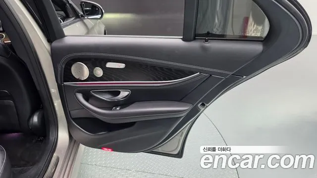 Mercedes-Benz E-Class W213 — Фото автомобиля 14