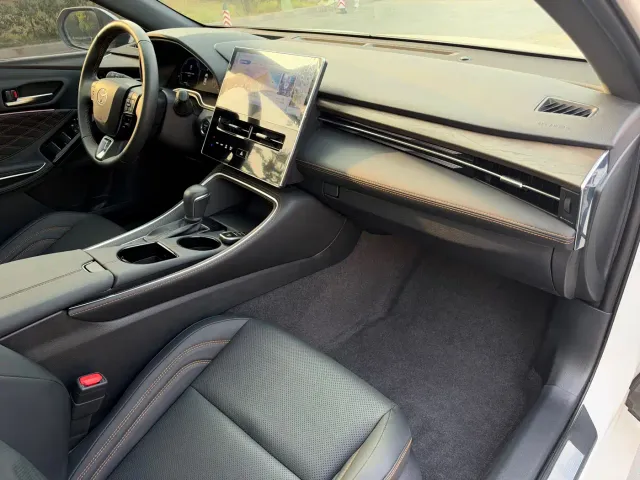 Toyota Avalon — Фото автомобиля 19