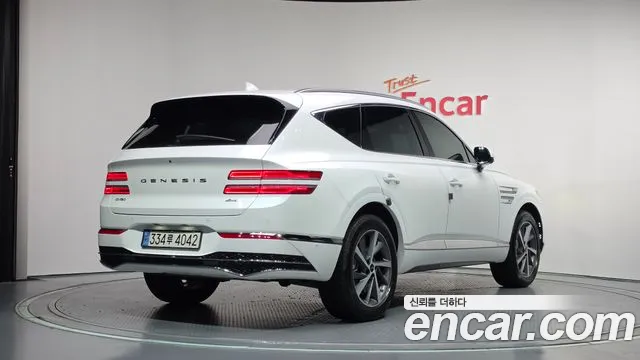 Genesis GV80 — Фото автомобиля 2