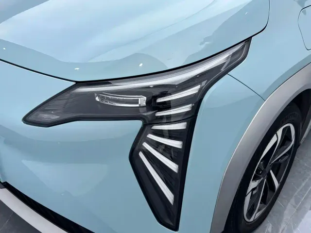 GAC Aion Y — Фото автомобиля 11