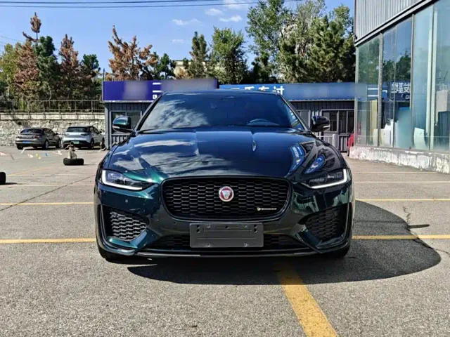 Jaguar XEL — Фото автомобиля 2